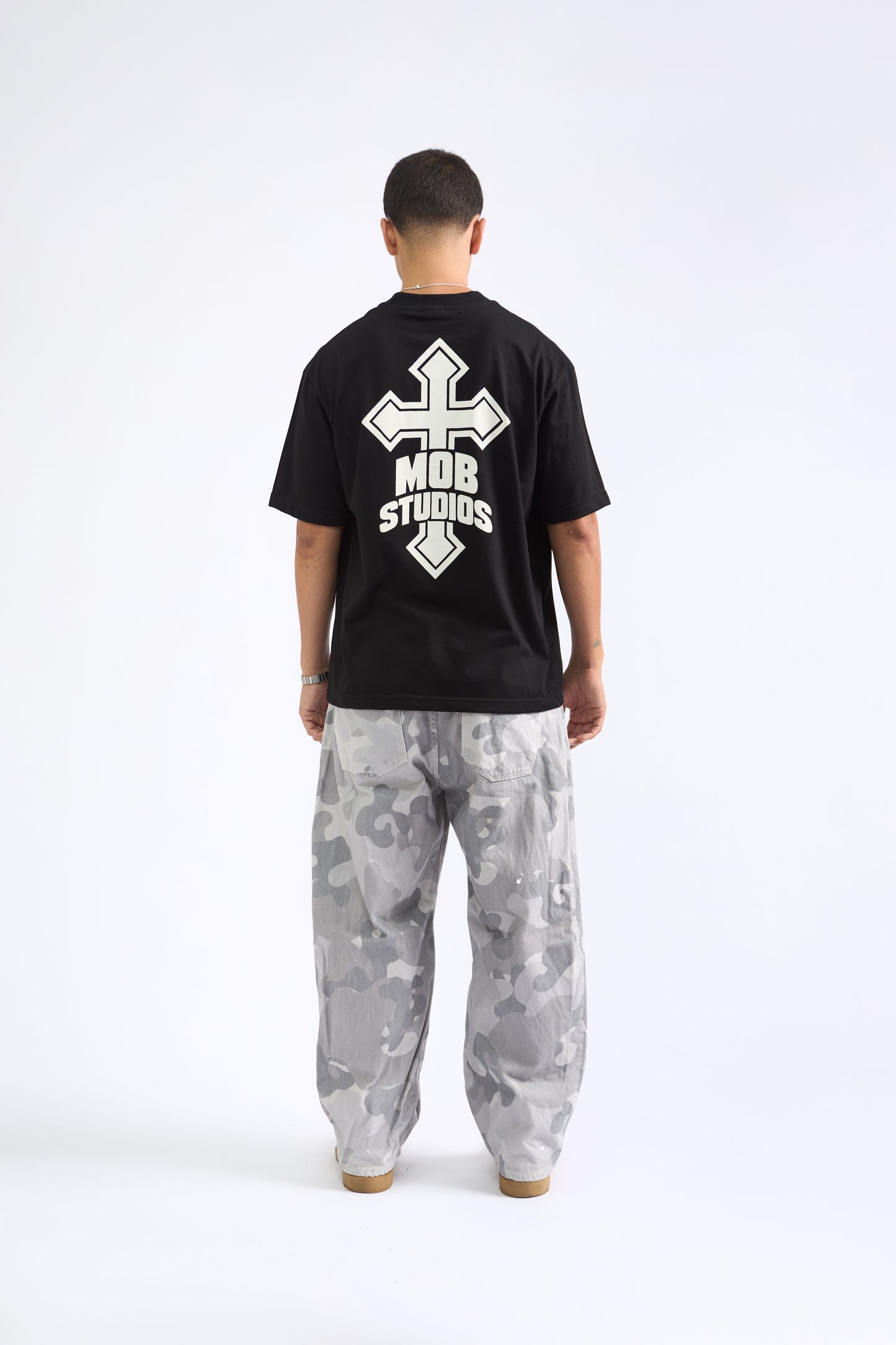 MOB STUDIOS OVER 20/1