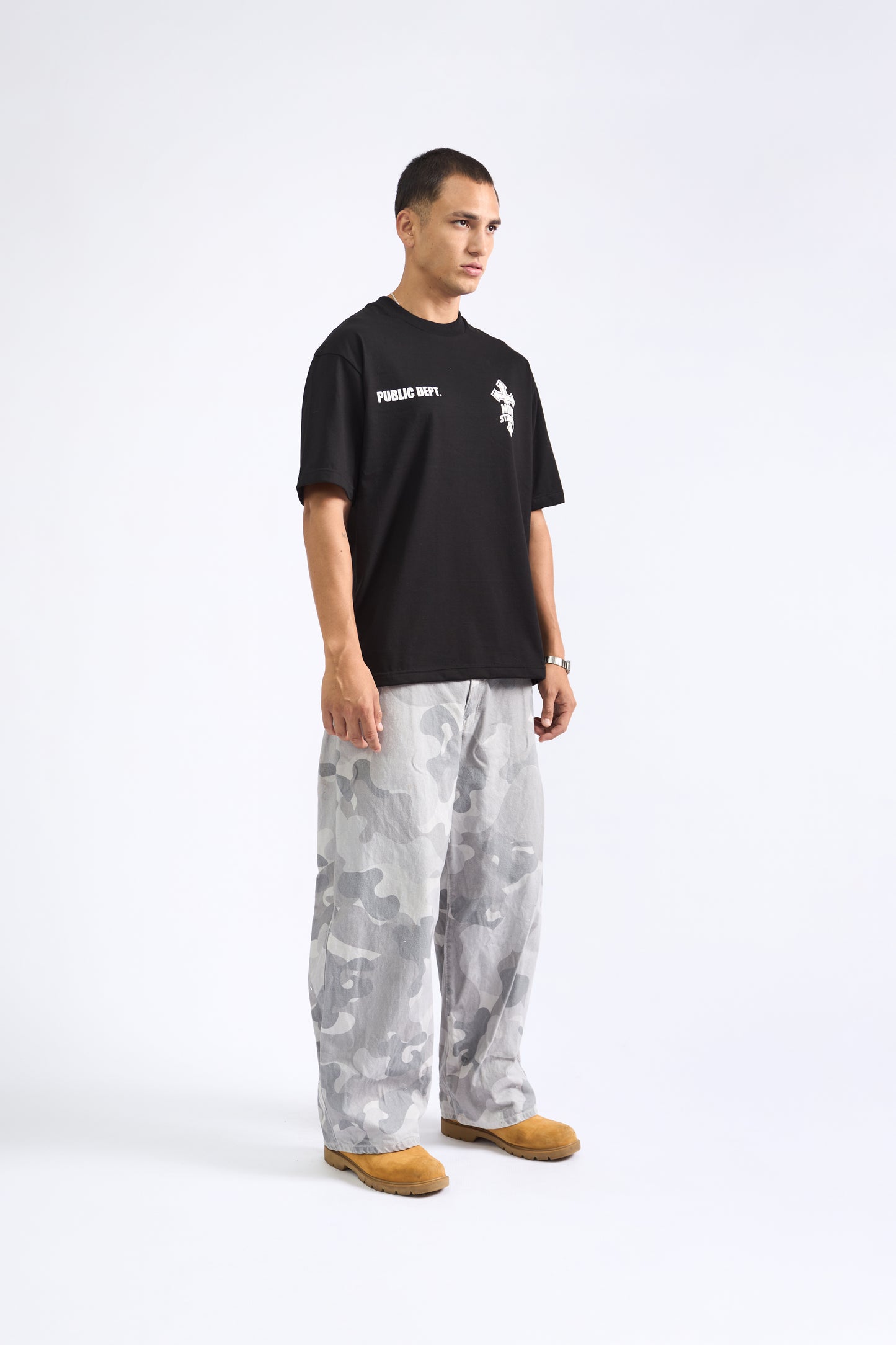 MOB STUDIOS OVER 20/1